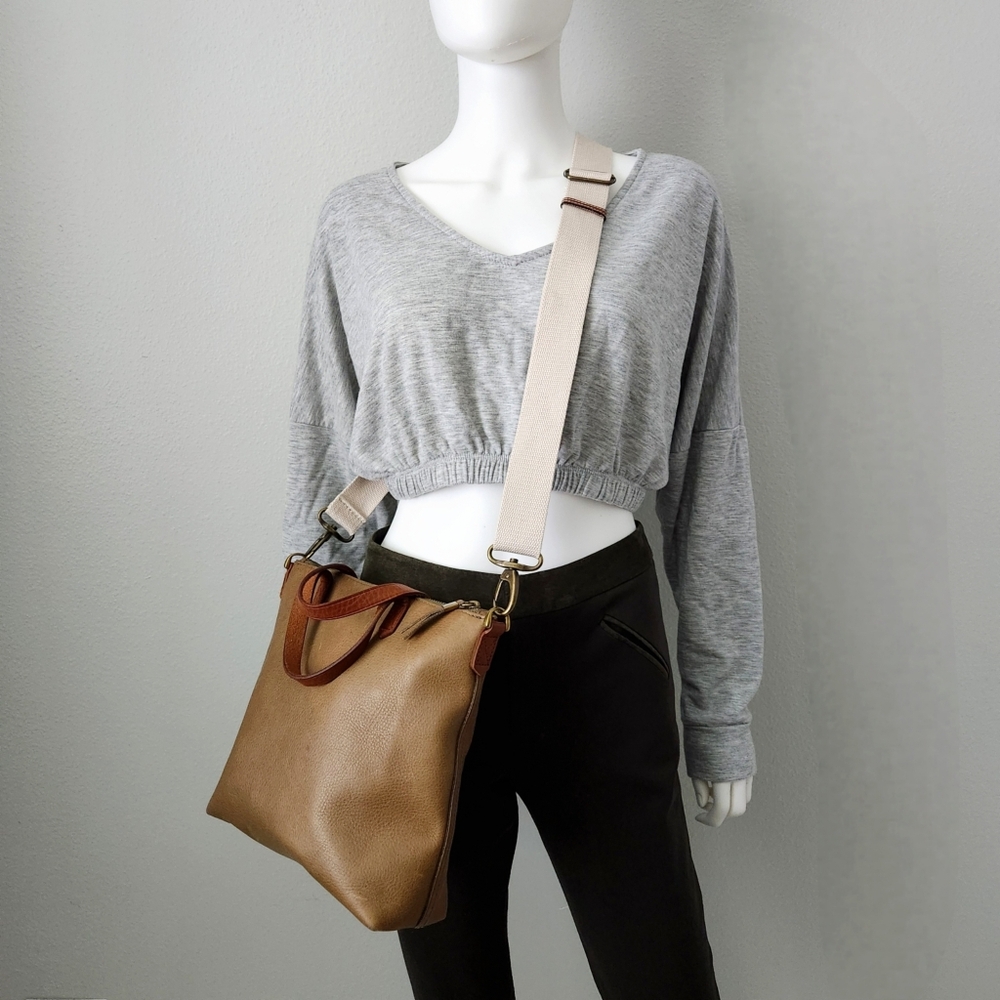 Madewell Transport Neutral Olive Leather Bag With Removable Crossbody Strap - Picture 16 of 16